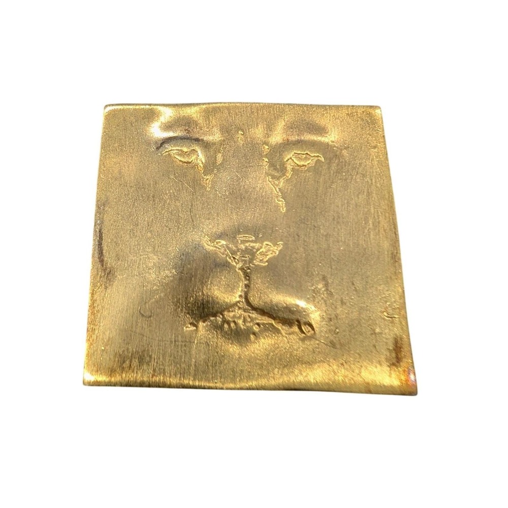 Vintage JJ Jonette Jewelry Lion Face Brooch Gold Tone Square Repousse Pin 1.75"
